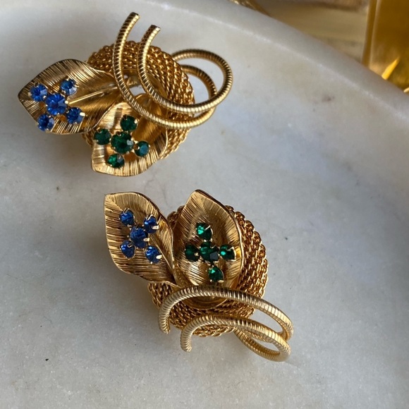 Vintage multicolor crystal clip on earrings